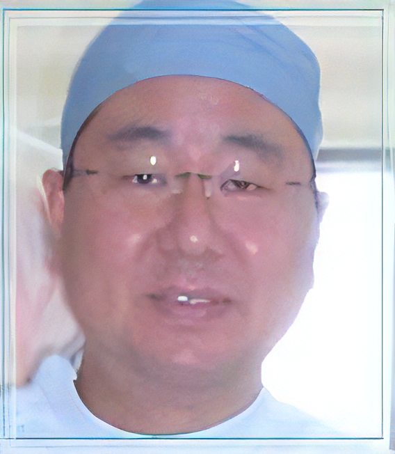 院長の鈴木 和夫