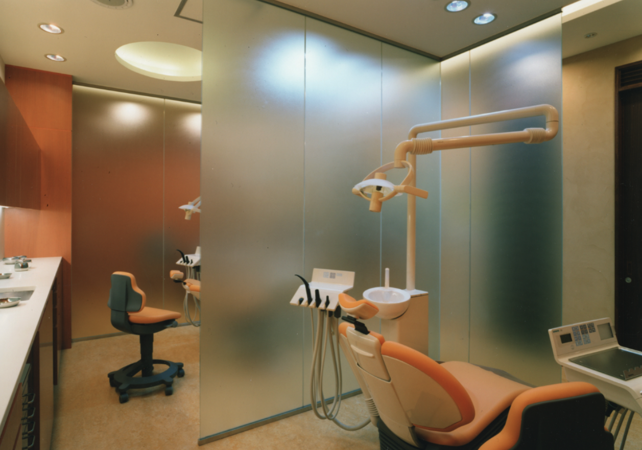 大手町駅徒歩1分の完全予約制、東京サンケイビル中村歯科医院