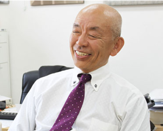 創立者の深井 眞樹