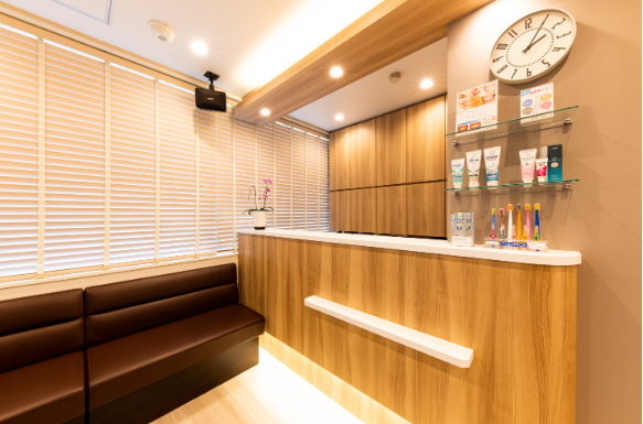 【国立駅南口より徒歩2分】歯周病予防に力を入れるくにたち大学通り歯科医院