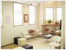 丁寧な説明と正確な診療で、安心できる歯科医療をめざしている