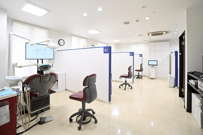 【JR鹿児島本線 博多駅から徒歩1分】高精度な設備により精密な診断を行い患者様にとって最適な治療をご提案するC.Aデンタルクリニック
