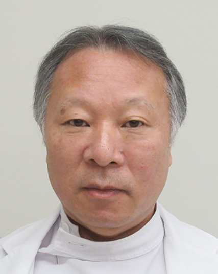 科長の小林　一三