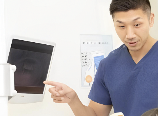 適切なケアを行うことで、インプラントを含むお口の健康を保つことができます