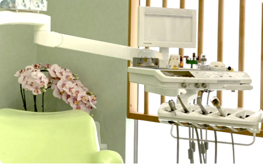 ①歯科医院外観②キッズルーム③診療チェア