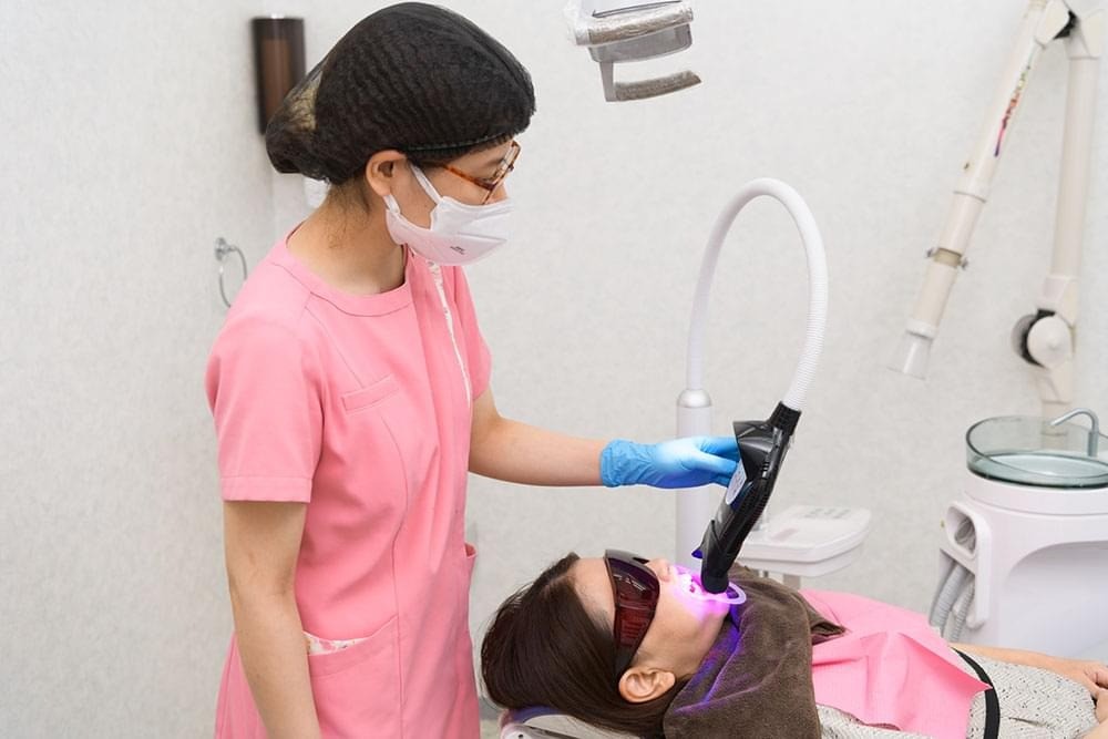 見た目と機能性の両立を重視し、患者様のご希望に合わせた治療を提案しています。