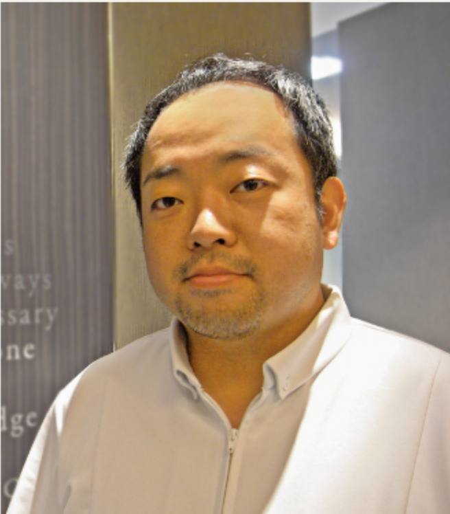 院長の漆崎 雄太