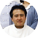 院長の井上　一彦