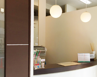 大久保駅南口から徒歩3分 無痛治療に力を入れる新宿ブライト歯科医院