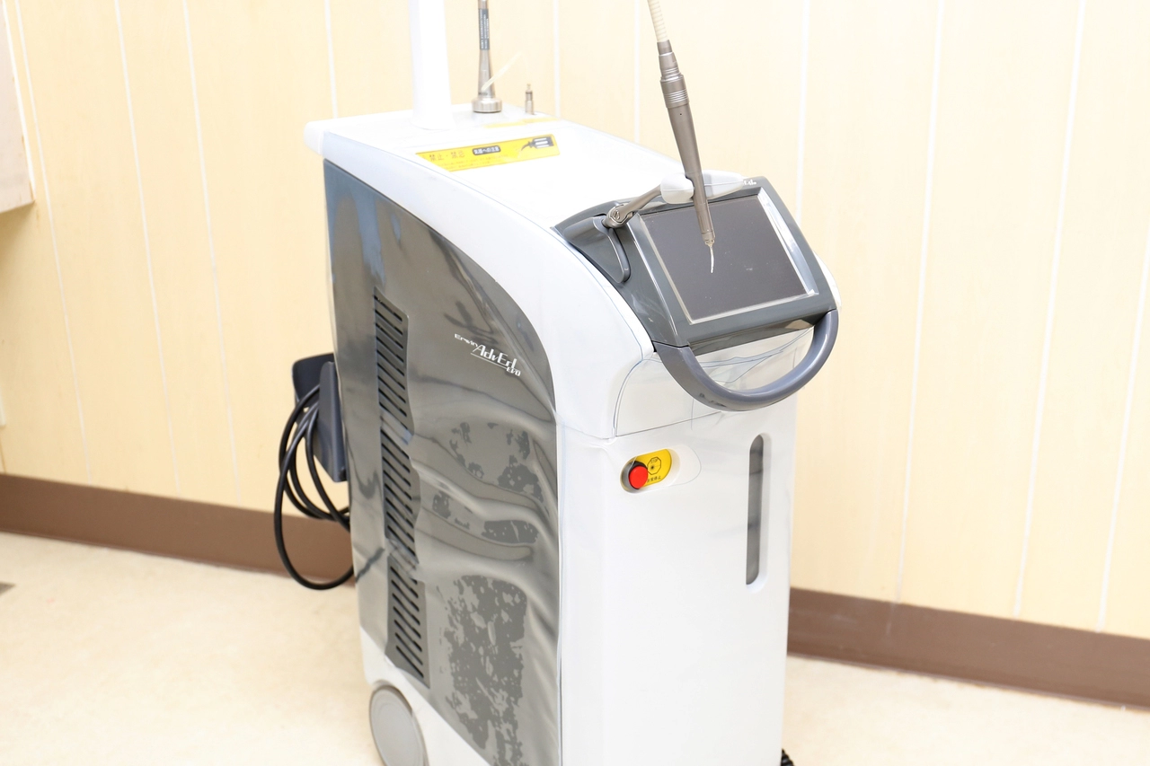 治療に使われているレーザー機器