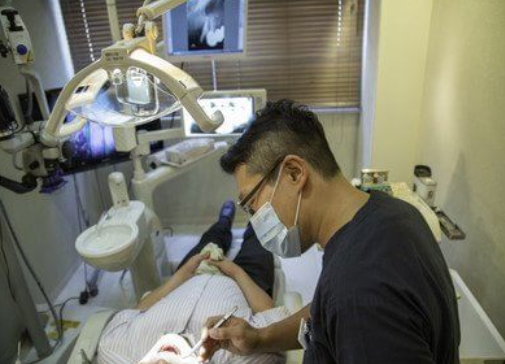 患者様の歯並びや咬み合わせを整え、健康的な口腔環境を提供することを目指しています。