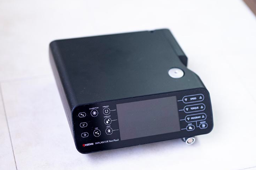 【土日診療対応】【草加駅徒歩1分】安全で正確な歯科治療を提供し、患者様にできる限り痛みを感じさせない無痛治療を心掛ける「高橋デンタルクリニック」