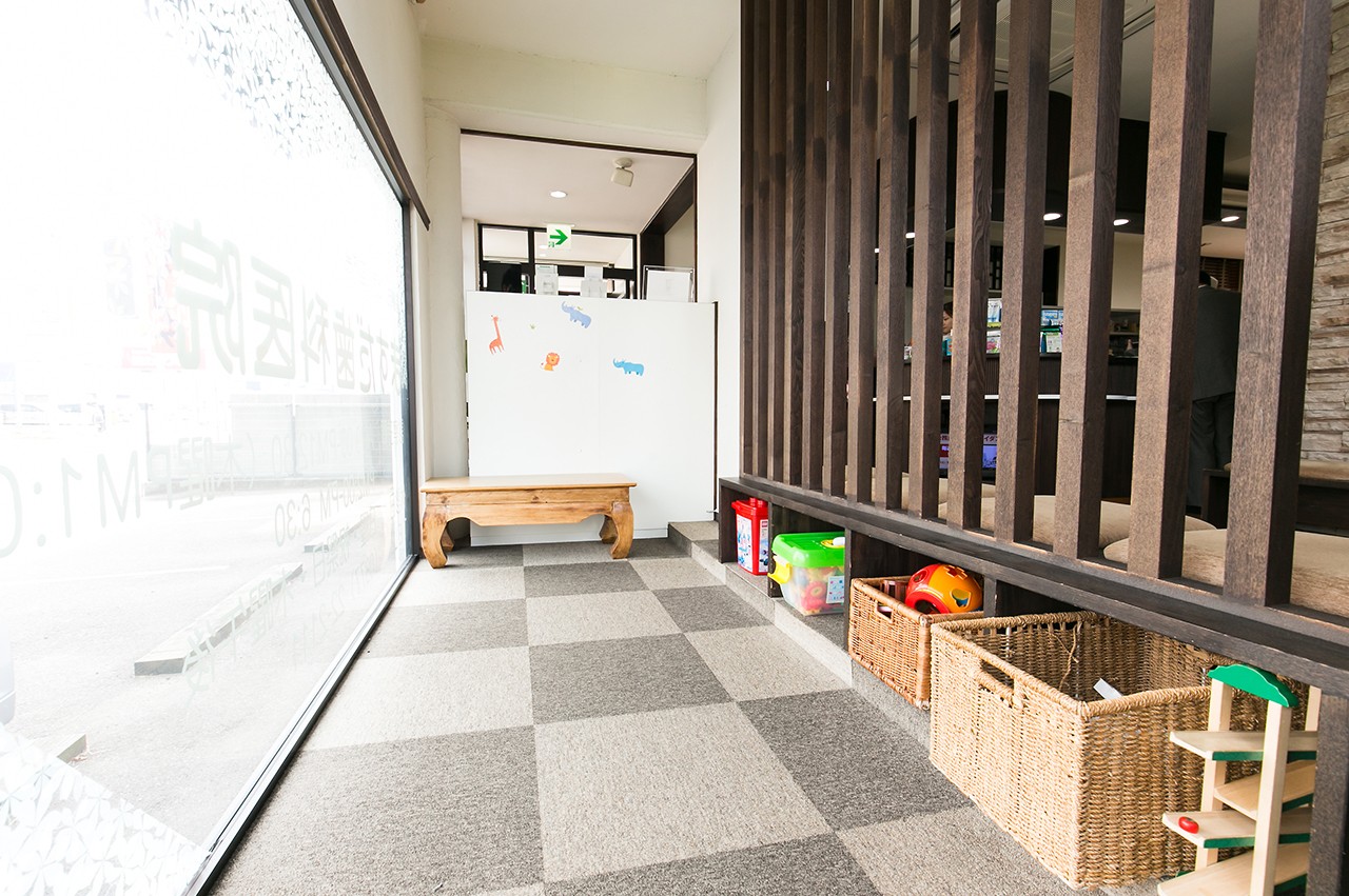 お子様が遊ぶためのキッズスペースがございます
