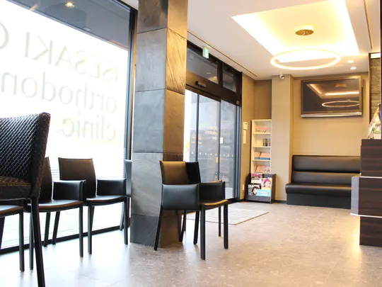 【認定医のいる矯正歯科】お子様から大人まで、矯正治療は伊勢崎クリア矯正歯科にお任せください