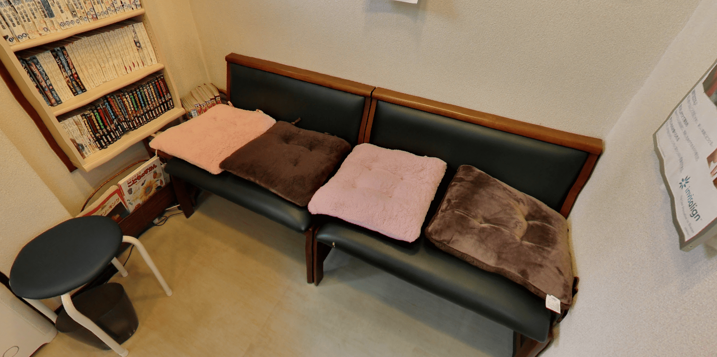 ①外観②受付③待合室