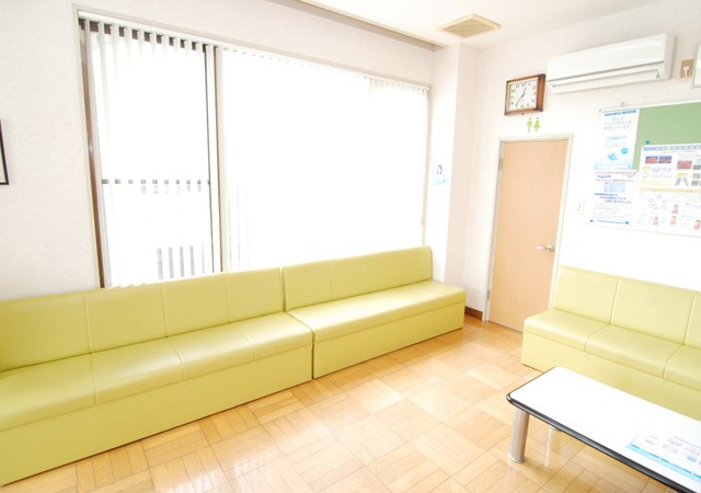 【駐車場完備・バリアフリー】先進設備と安心の診療体制で地域とともに歩む堀江歯科医院