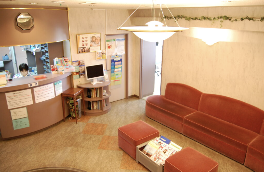 ①診療室 ②医院の特色 ③院内風景