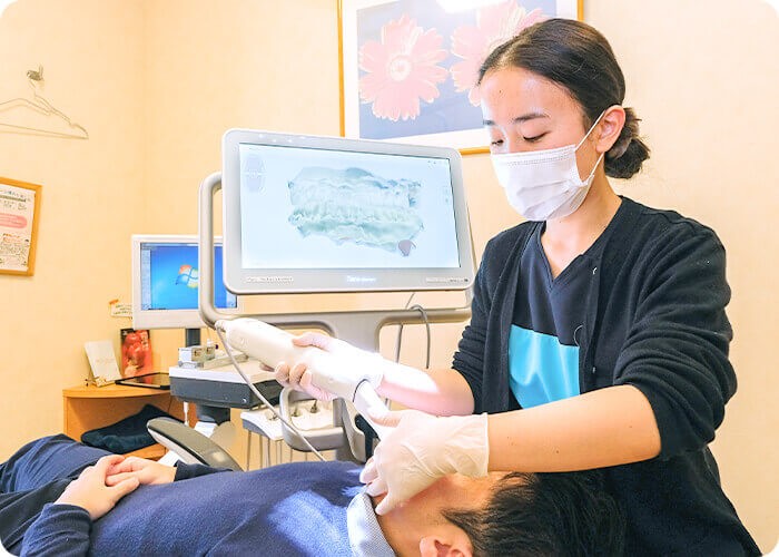 ①医院外観 ②医院イメージ ③メンテナンス風景