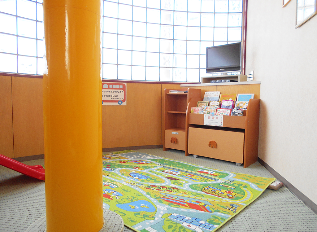 キッズルームを完備しています。