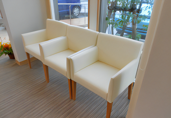 【JR東金沢駅から車で４分】最新の設備で安心の治療環境を提供するデンタルケア南條歯科