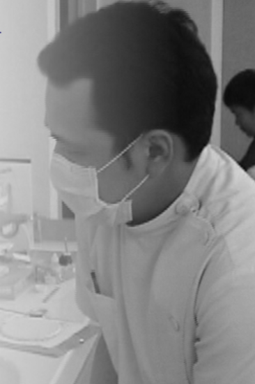 院長の舩井　俊仁