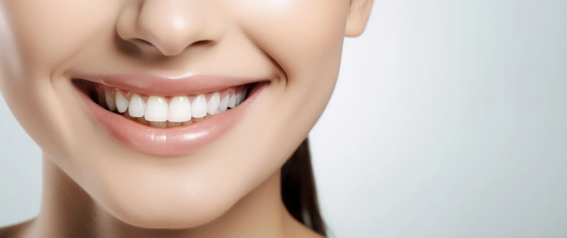 お口の健康だけでなく、美容治療を通じて心の健康にも寄り添う治療を提供しています