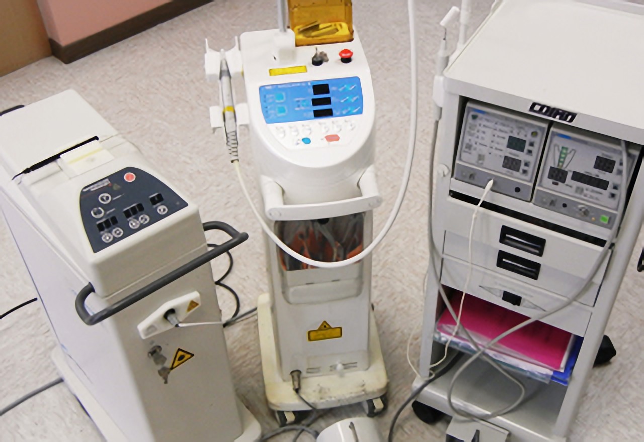 2機種のレーザー治療を導入