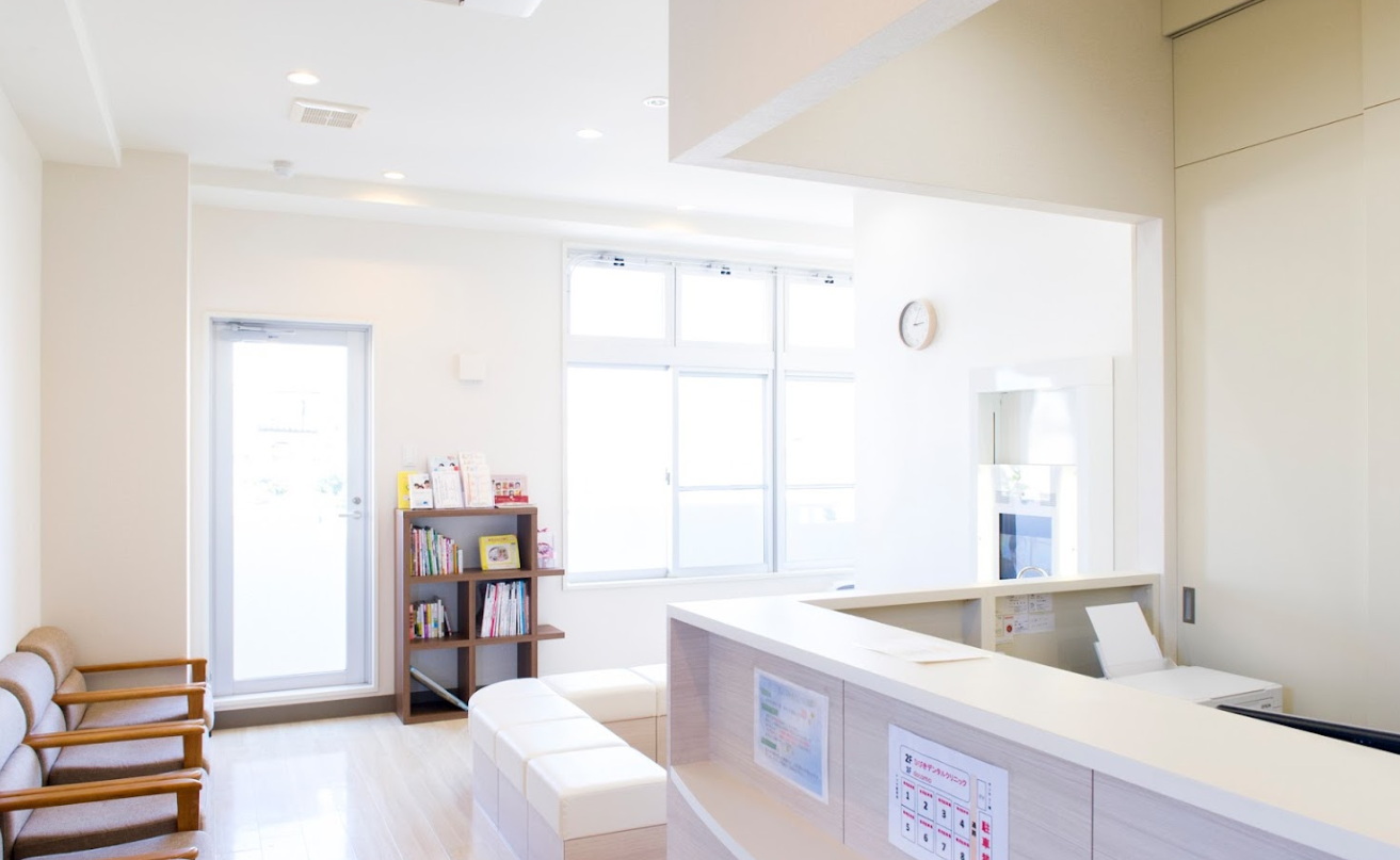 【土曜日診療あり】患者様の健康と笑顔を第一に考え、安心して通院できる環境を整える「ひびきデンタルクリニック」