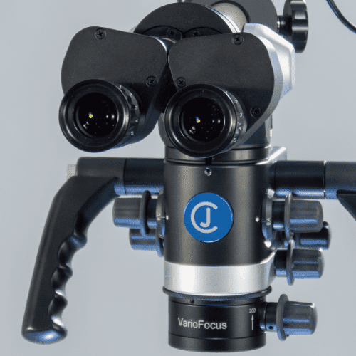 必要に応じてレントゲン撮影やCT撮影を行い、治療の適応を見極めています