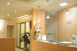 【住吉駅徒歩10分】土曜診療・駐車場完備で通いやすいにん歯科クリニック