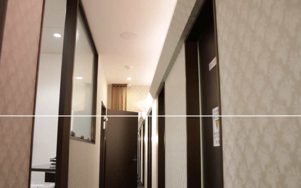 ①クリニック外観②院内③診療