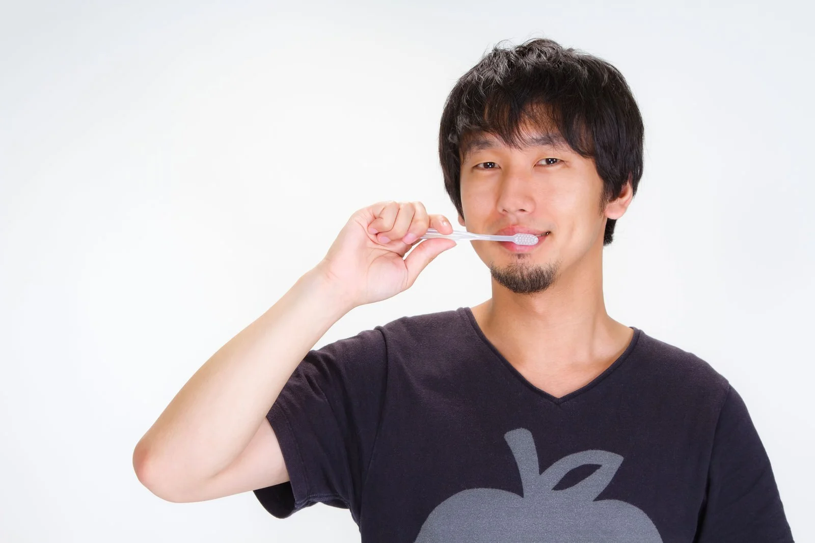 歯磨きも重要なケアの1つです