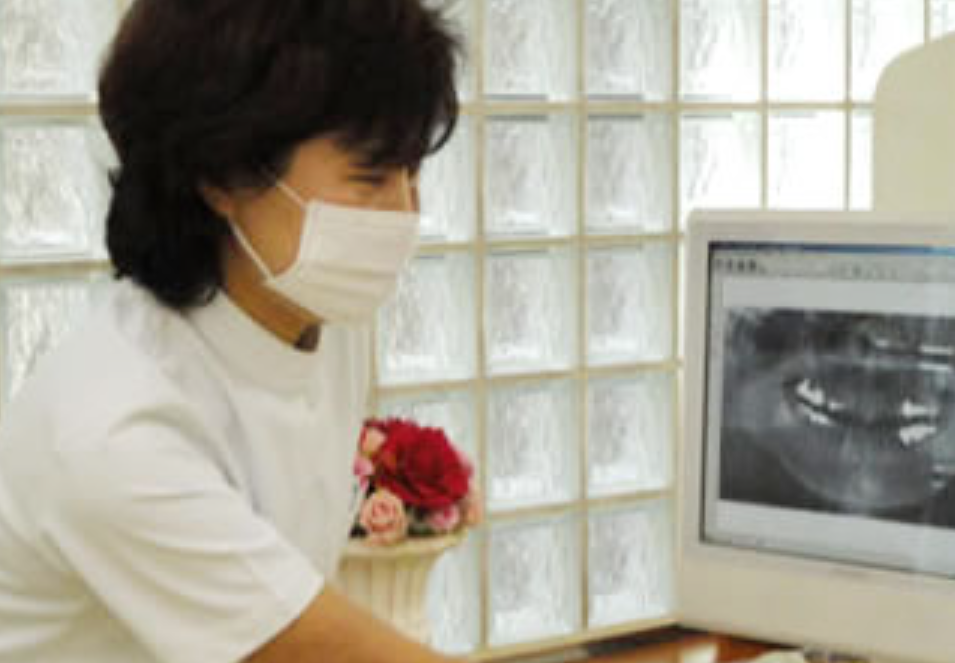 院長の小森　真弓