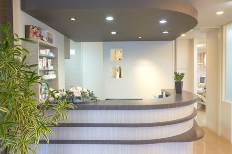 【駐車場完備】丁寧なカウンセリングとやさしい対応で、安心して相談できる ウェルネス デンタルケア