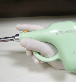 患者様の痛みをできるだけ軽減するために、さまざまな麻酔方法を用いています。