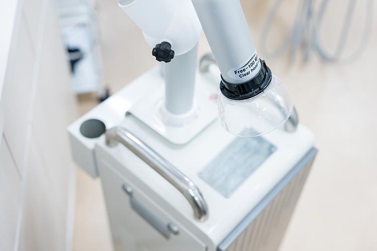 進行度に応じた歯周病治療と予防管理を行っています。