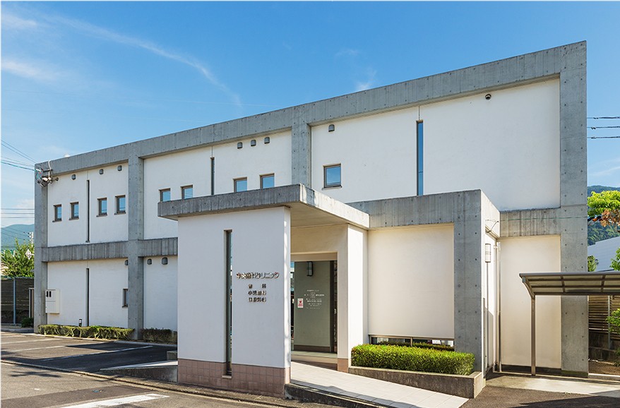 【バリアフリー・駐車場完備】中央歯科クリニックが目指す、地域に根差した高度歯科医療