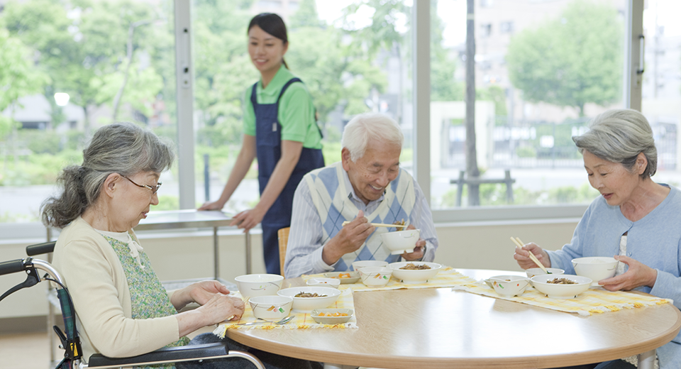 噛む力を取り戻すオーダーメイド義歯
