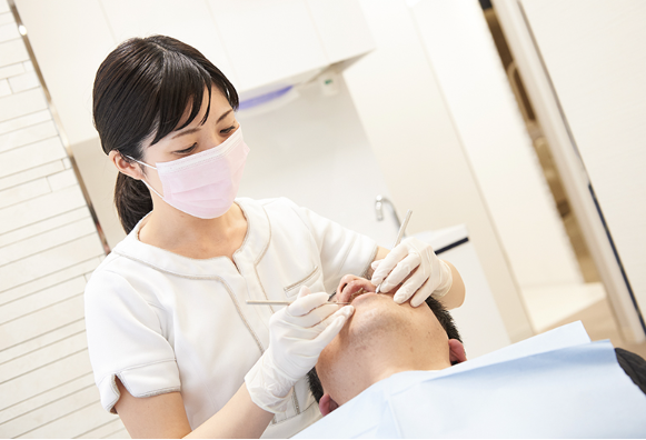 信頼できる歯科衛生士が行います