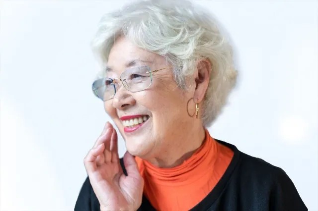 患者様がいつまでもご自身のお口で食事や会話を楽しめるよう、丁寧な診療と口腔ケアをご提供しています。