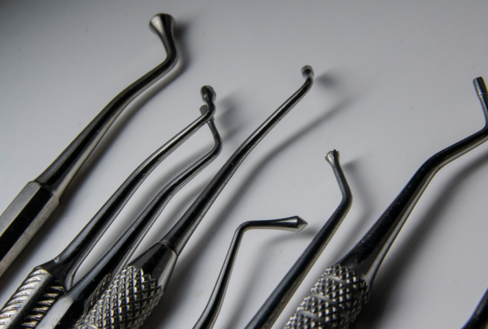 削らない・抜かないを大切にしたむし歯治療