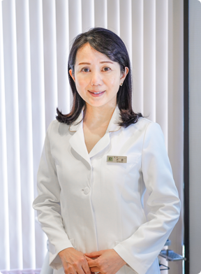 院長の片倉 孝子