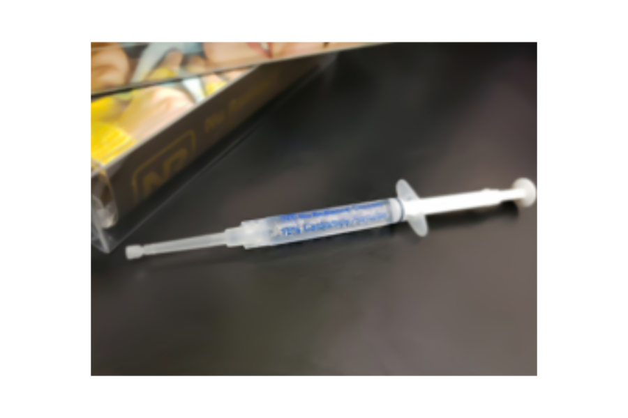 シリンジタイプ（注射器状）のジェル容器