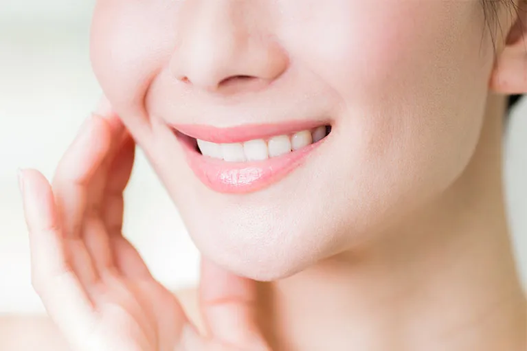 輝く笑顔は健康な歯から始まる