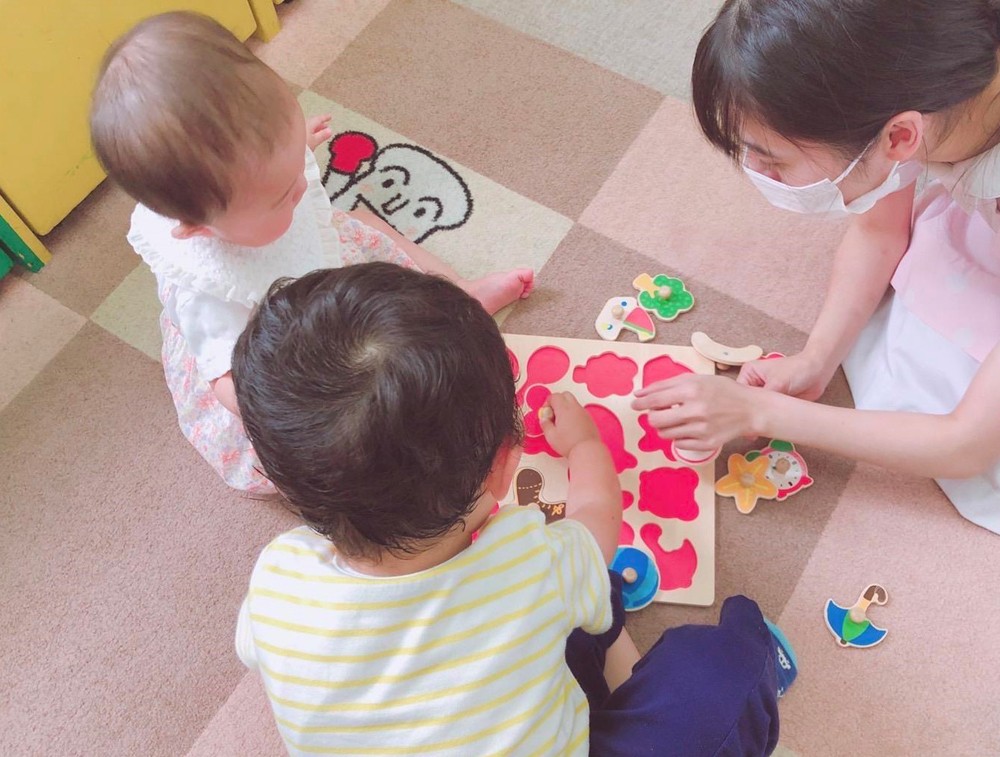 予約制で無料託児を行っています