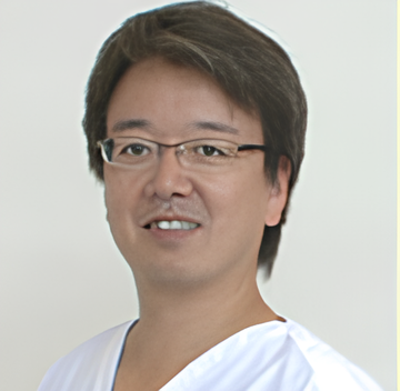 院長の小林 庸介