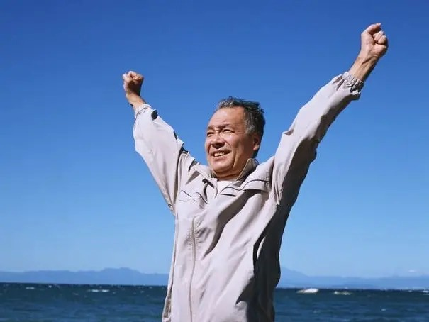 保険・自費問わず最適な義歯を提供