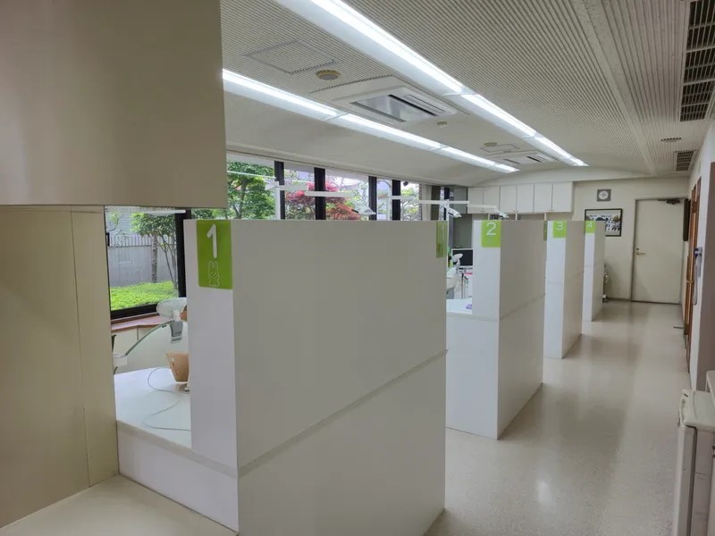 配慮の行き届いた診療室で対応しています