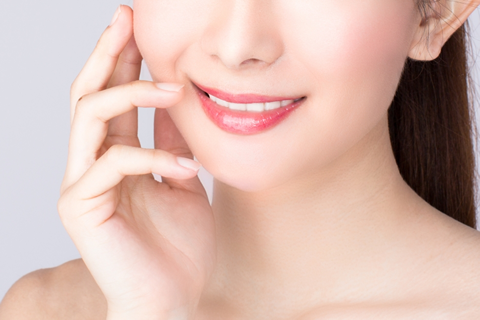 お子様の小児矯正から大人の矯正治療まで、幅広い年齢層に対応しています