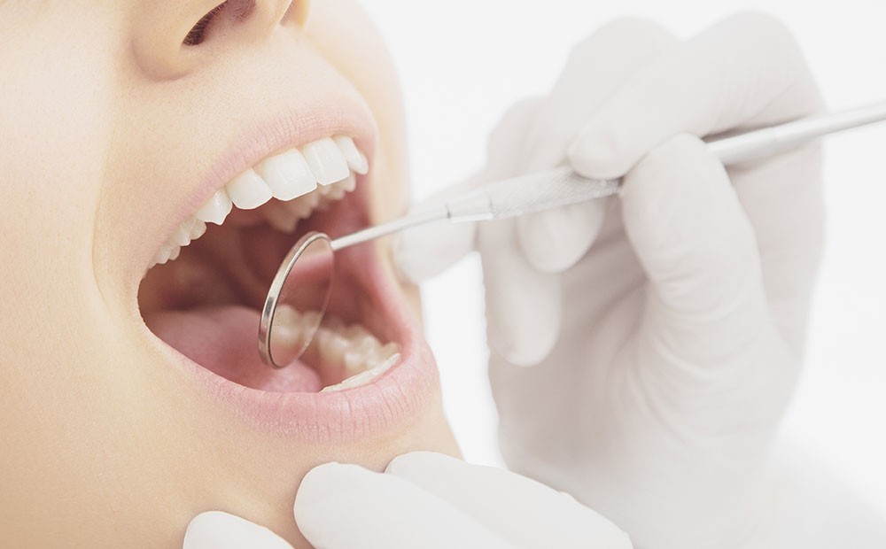 定期的に歯科クリニックを受診することでお口の健康を維持しやすくなります